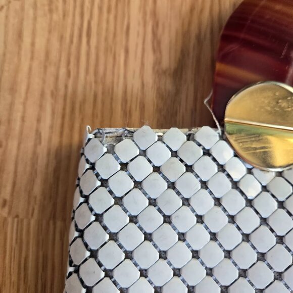 Vintage Whiting & Davis White Mesh Tote with Tortoise Handles - Picture 4 of 12